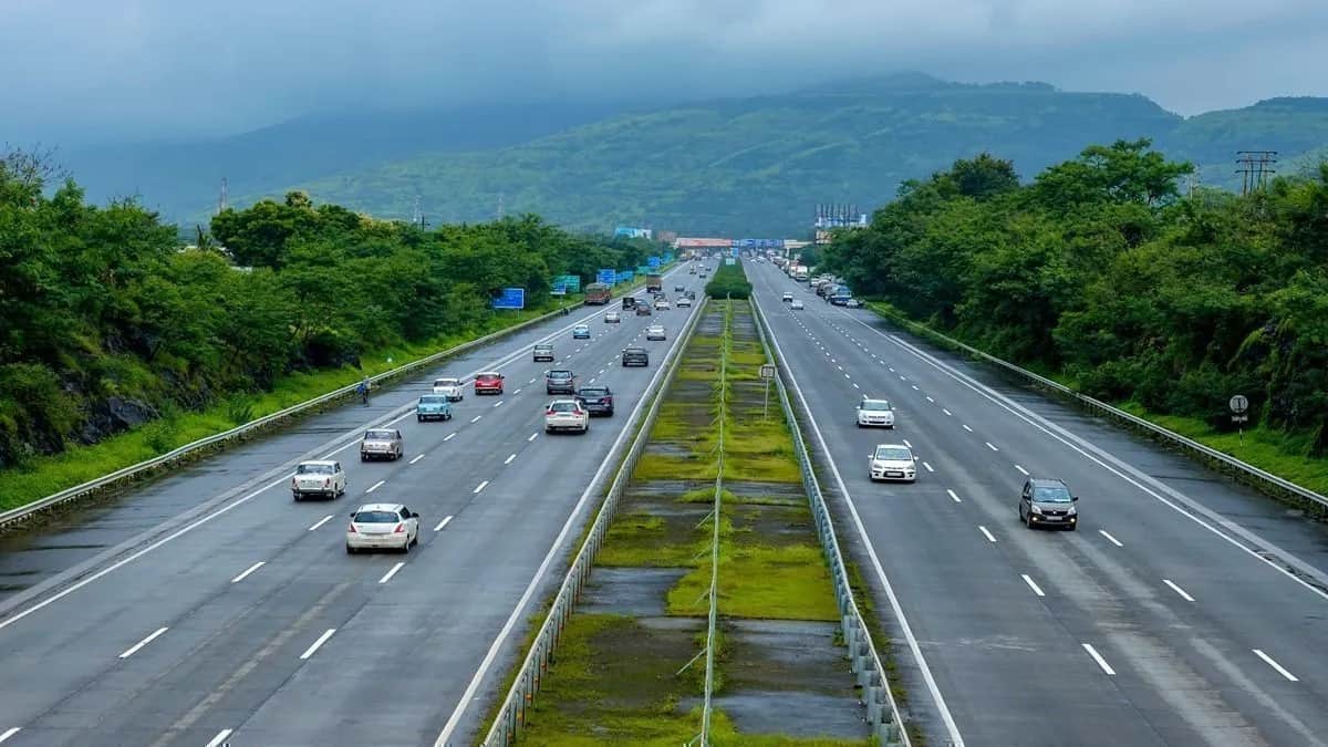 Cabinet Approves ₹4,583.64 Crore NH-56 Four-Laning Project in Gujarat