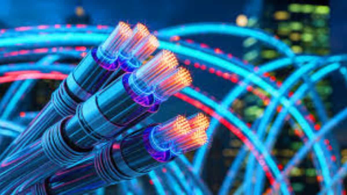 HFCL Joins IIT Delhi-Led Consortium to Develop Hollow-Core Fiber Technology for 6G and AI Networks
