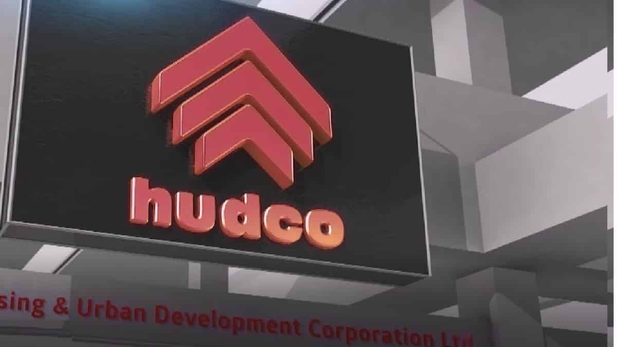HUDCO Signs ₹1,00,000 Crore MoU with Gujarat Government to Fund Infrastructure Projects