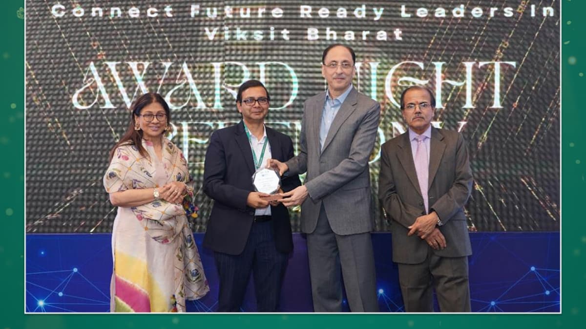 IDBI Bank Honoured with MSME Leadership Award by Enqube