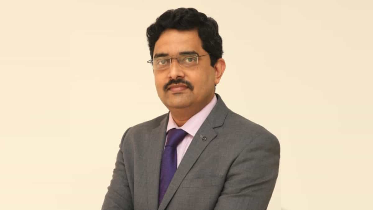 Bridging the Divide: Addressing the Critical Shortage of Deceased Organ Donation in India