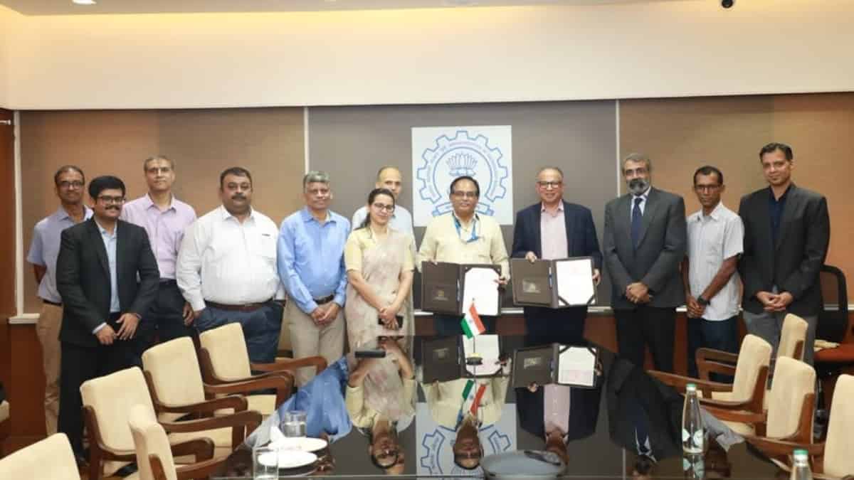 IIT Bombay and Tata Power Sign Master Research Agreement for Clean Energy Innovation