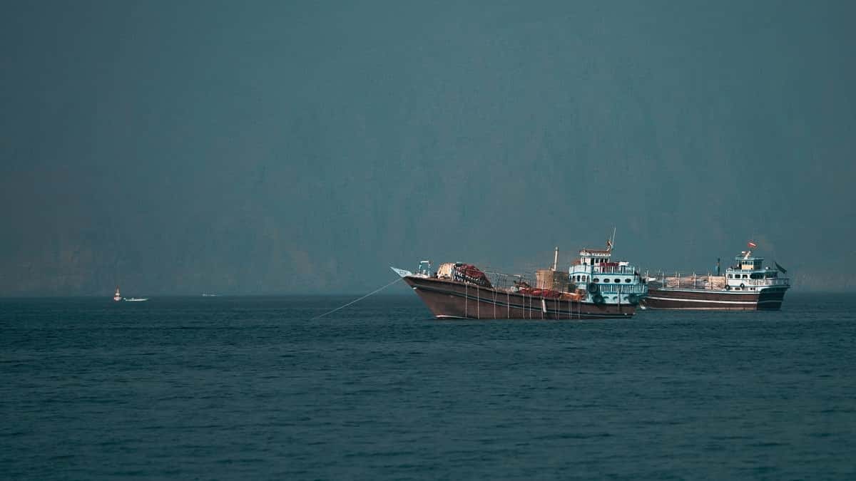 Iran Holds Strait of Hormuz Closed Until U.S. Meets June Deal Conditions