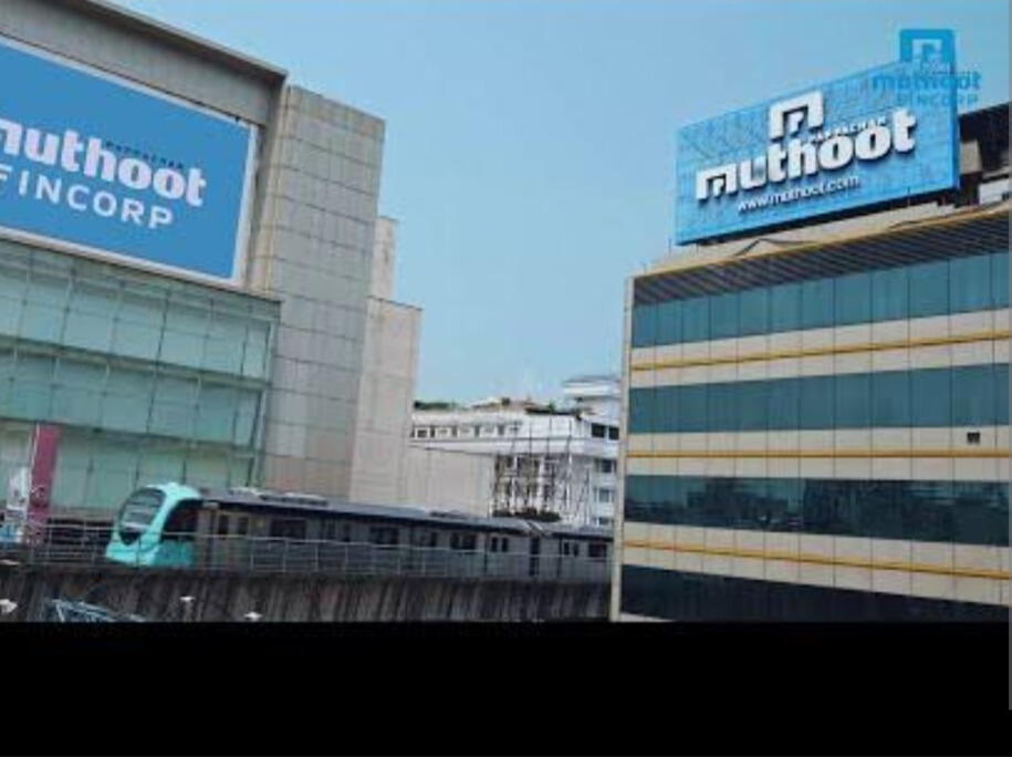 Muthoot Microfin Shines at SKOCH Awards 2025, secures two prestigious awards  