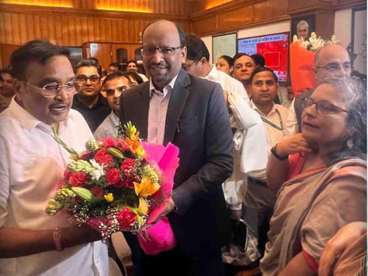 CMD WAPCOS greets Hon'ble Minister of Jal Shakti Shri CR Patil