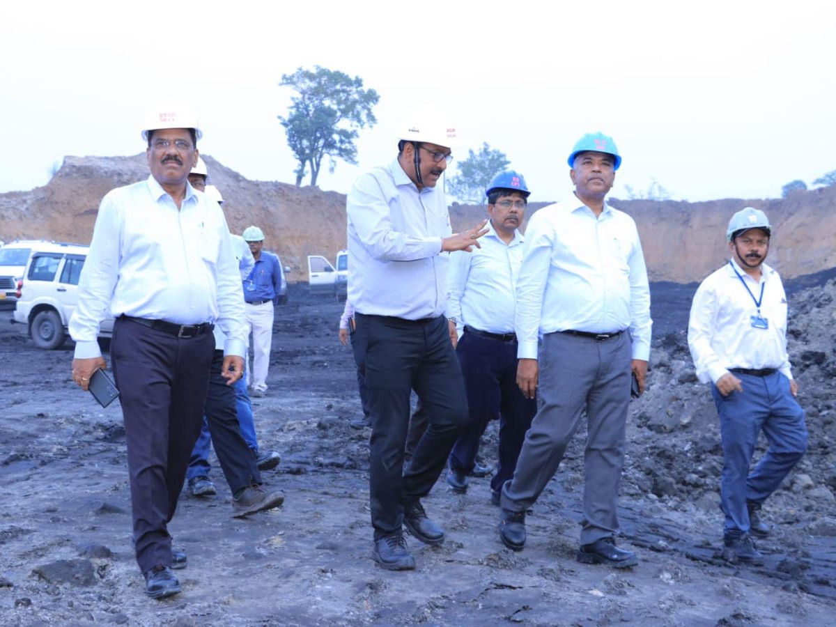 Coal India, Director Technical B. Veera Reddy reviews SECL's 3 OCP