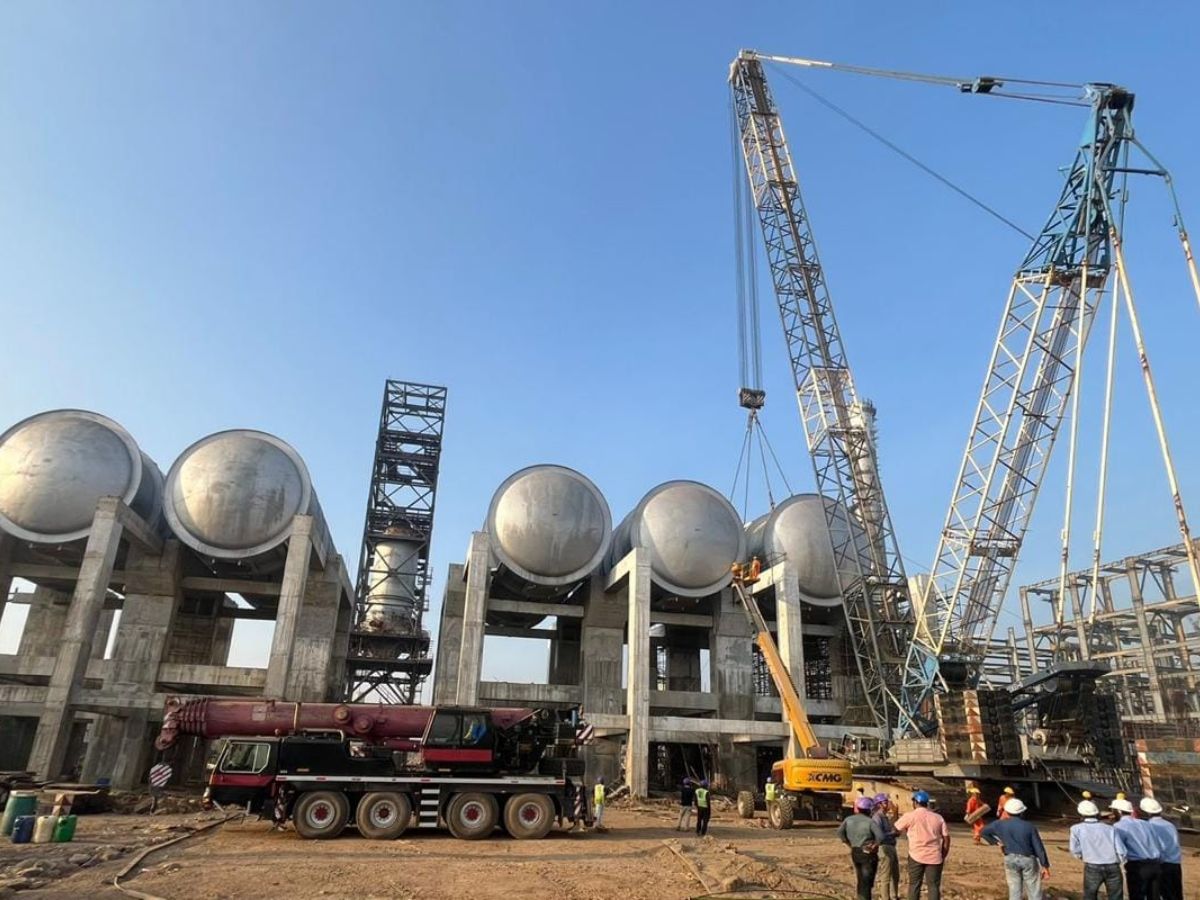 EIL Achieves Milestone: 5 Catofin Reactors Erected at GAIL USAR PDH-PP