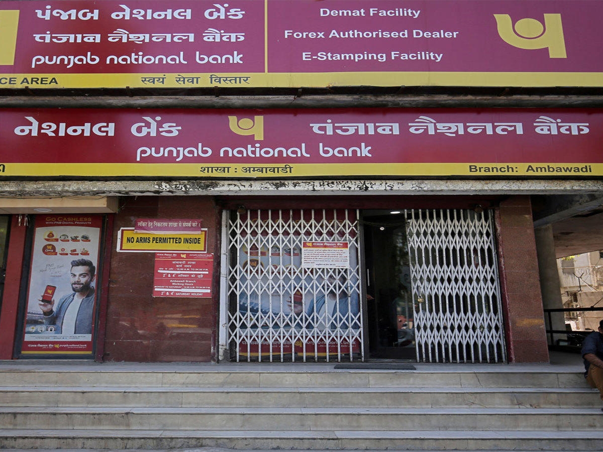 Ebix Cash Secures Rs 138.75 Crore Contract with Punjab National Bank