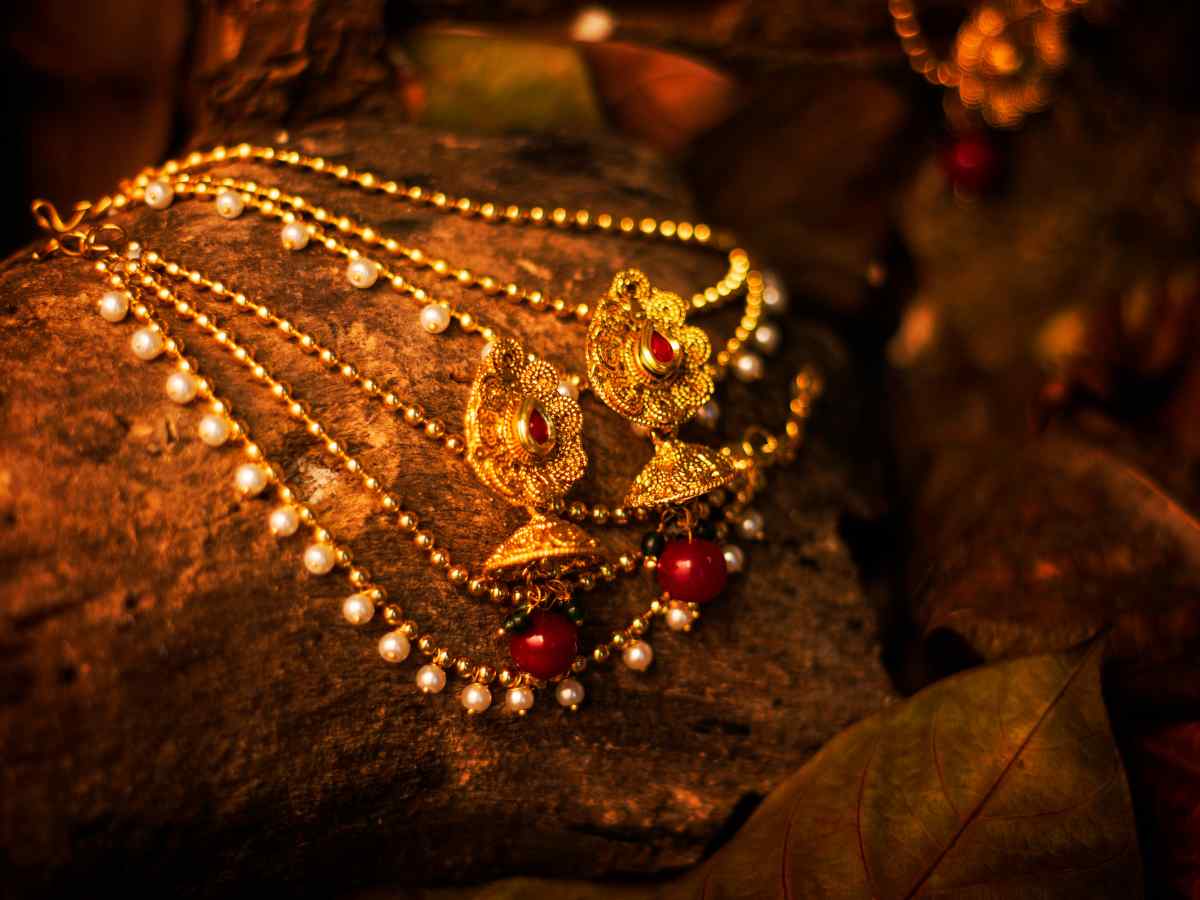 Gold prices latest updates: Here to know about the prices