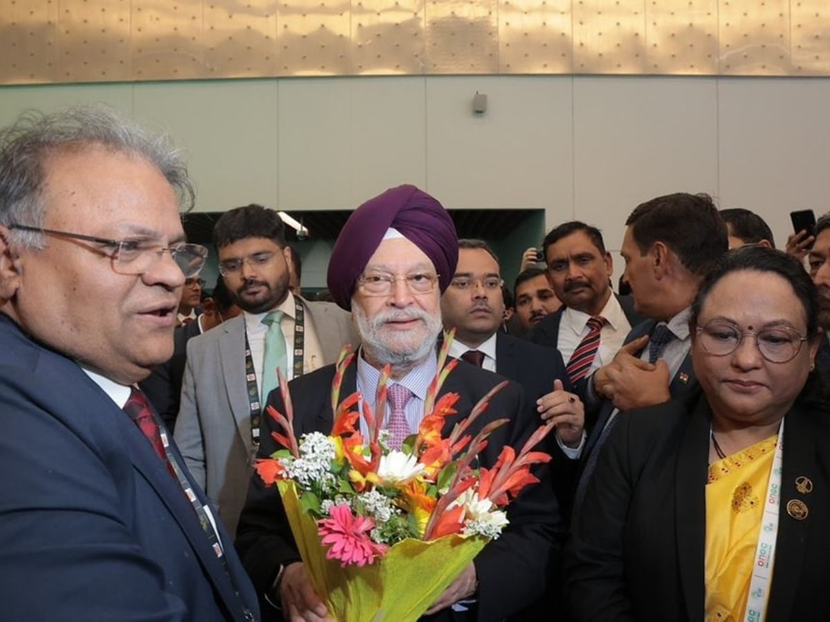 IEW 2025: Petroleum Minister Hardeep S. Puri visited ONGC Pavilion