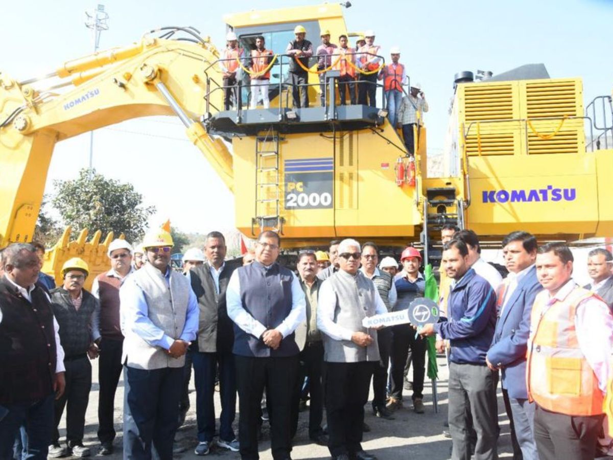 Hydraulic shovel PC 2000 planned in NCL Amalori quarry