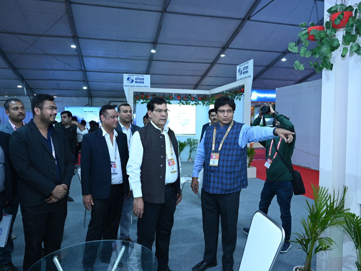 Energy Minister of UP visits IREDA pavilion at Uttar Pradesh Global Investors Summit 2023