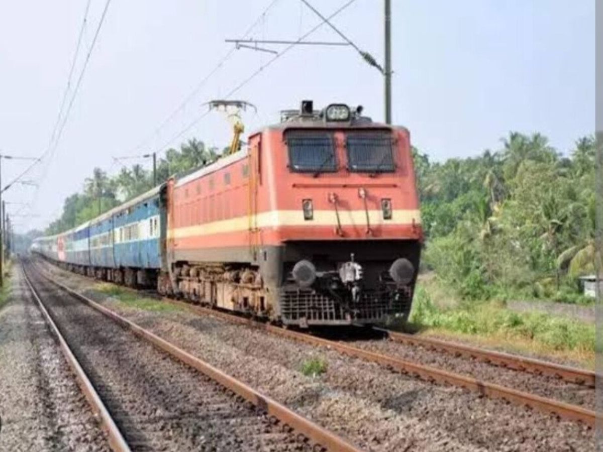 Indian Railways Achieves Milestone; Over 23,000 Track Km Upgraded for 130 kmph Speed