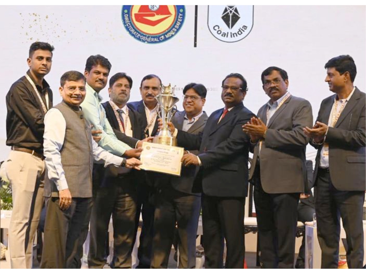 MOIL Gumgaon Mine awarded 2nd Prize at Mine Safety Award