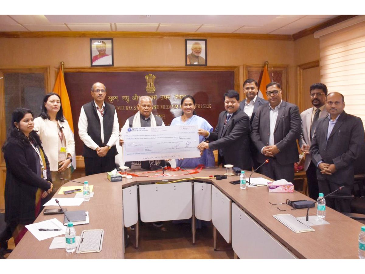 NSIC pays Rs 37.97 crore dividend to government