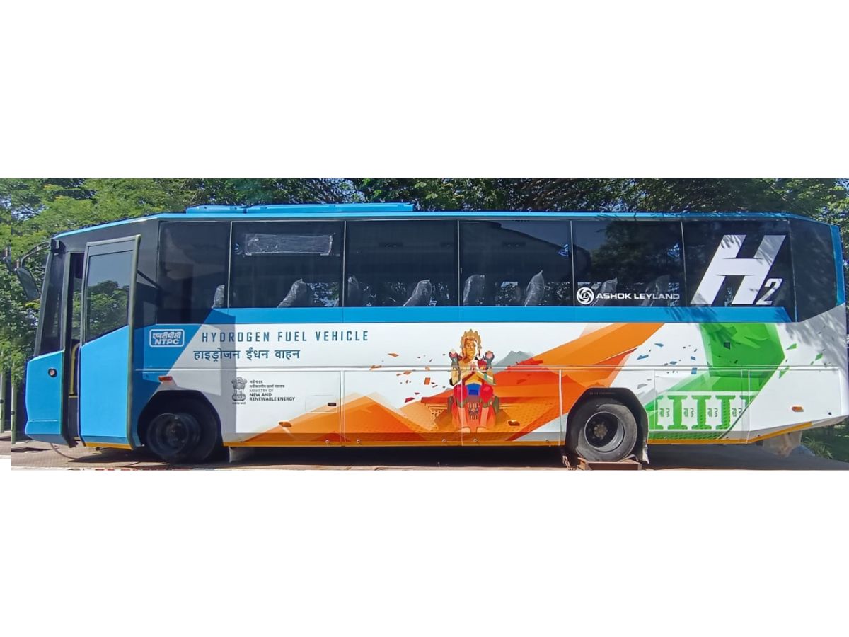NTPC Starts Trial Run of Hydrogen Bus in Leh
