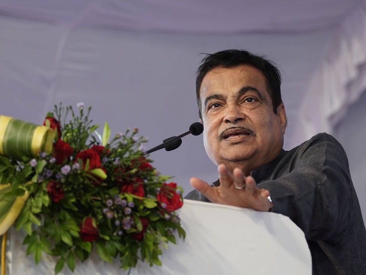 Nitin Gadkari inaugurates Shelad to Nandura section costing Rs 816 cr