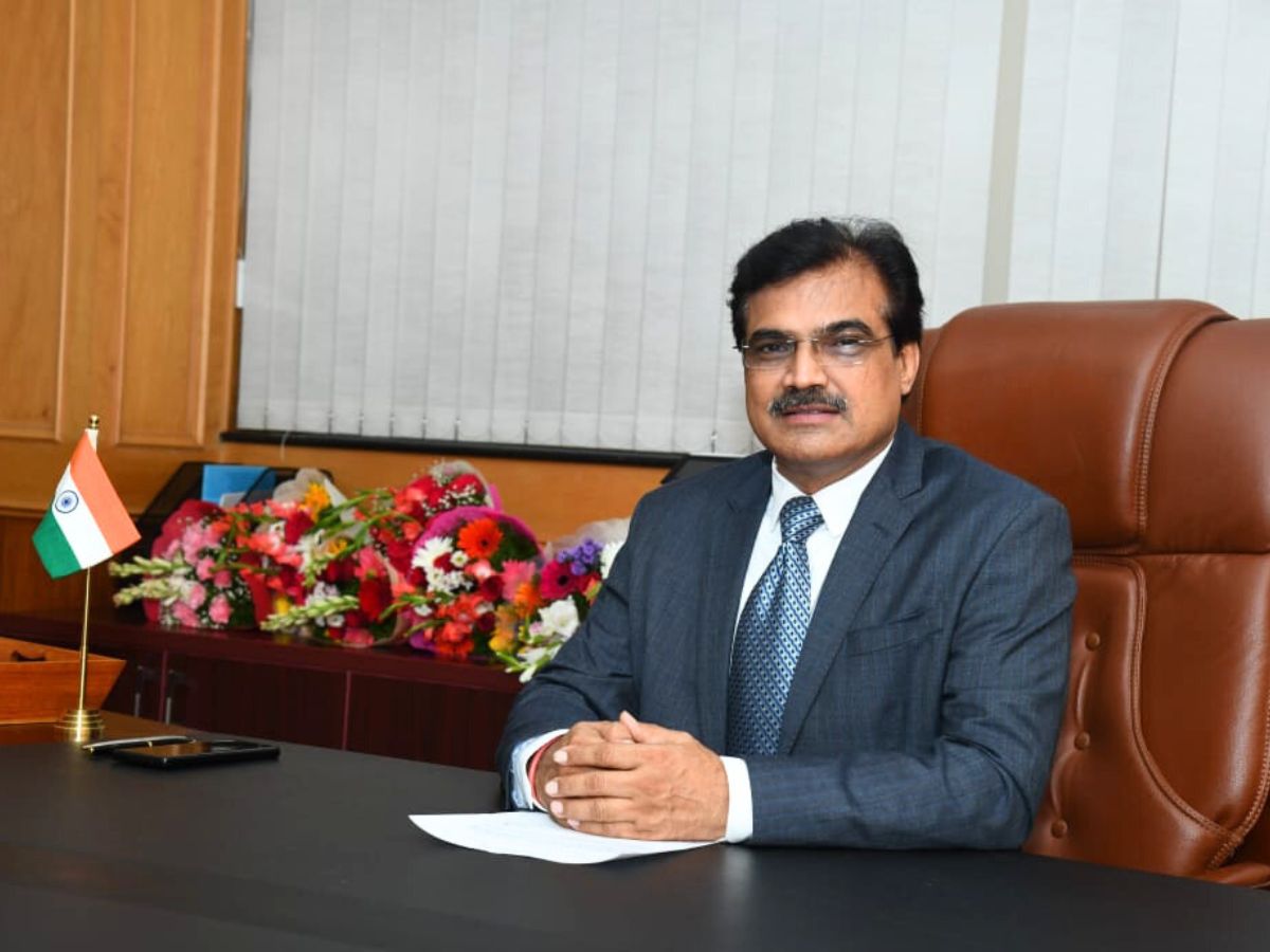 Rajnish Sharma takes charge as Director (Bangalore Complex), BEL