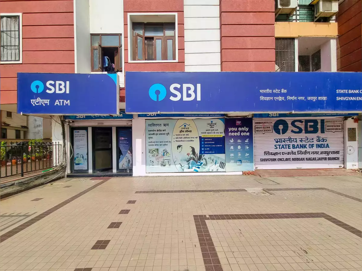 India’s Largest Bank, SBI raised Rs. 7,500 cr