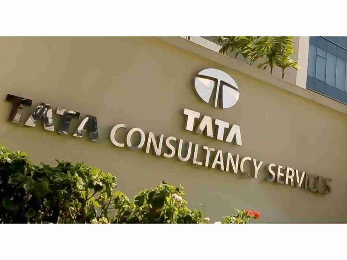 TCS To Set Up First-of-its-Kind Human-Centric AI Center of Excellence in France