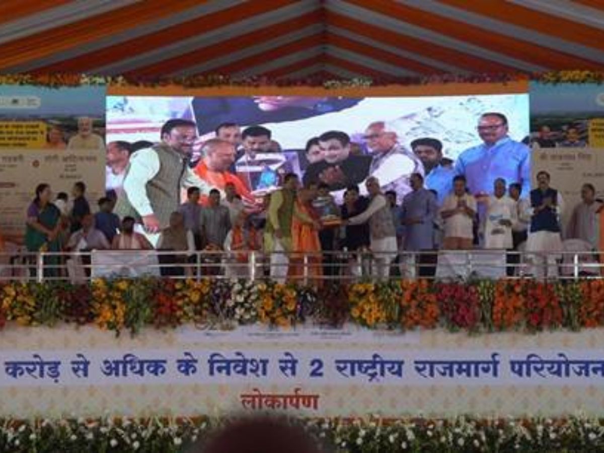 Nitin Gadkari Inaugurates Two National Highway Projects in Lucknow, Worth Over Rs 3,300 Cr