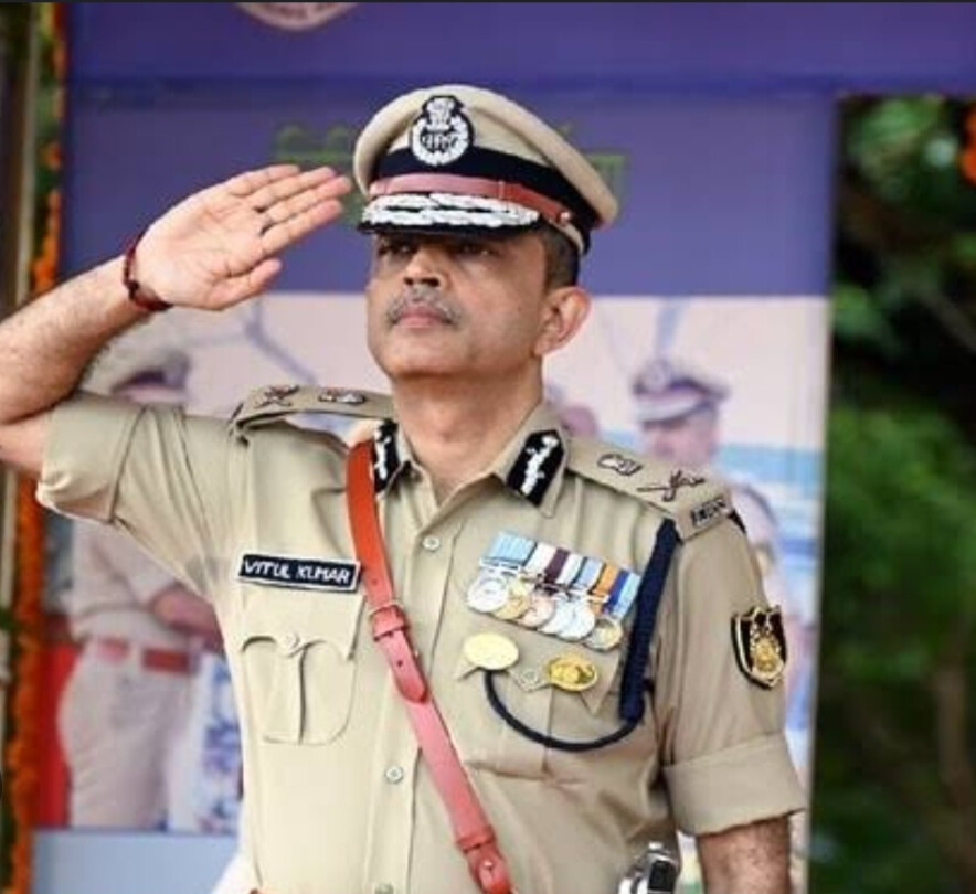 Senior IPS of 1993-batch UP cadre, Vitul Kumar selected as CRPF Director General