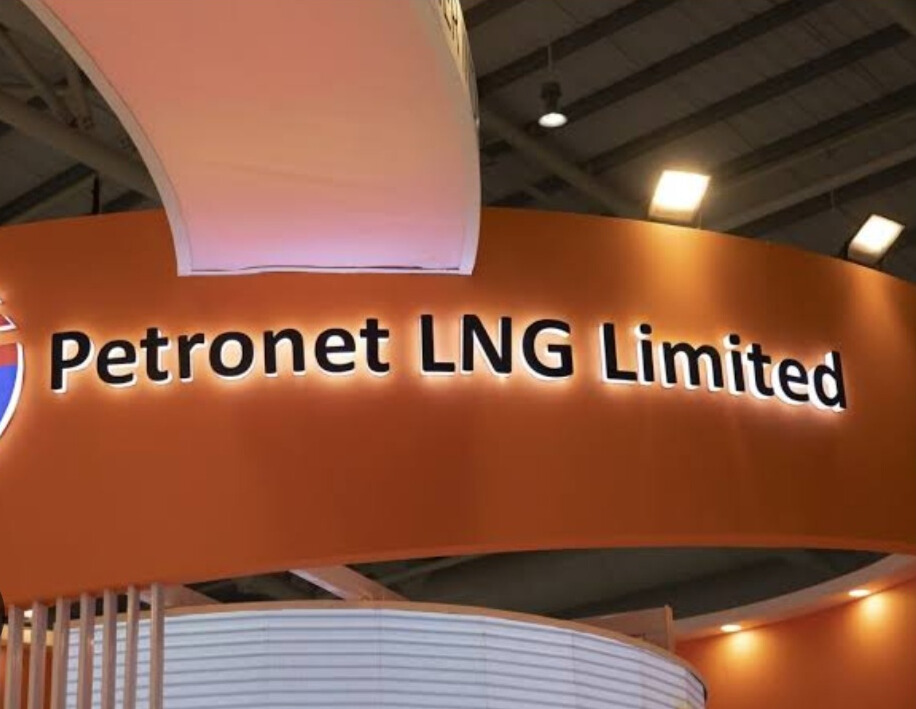 Petronet LNG shares revive as company clarifies remarks of PNGRB criticism