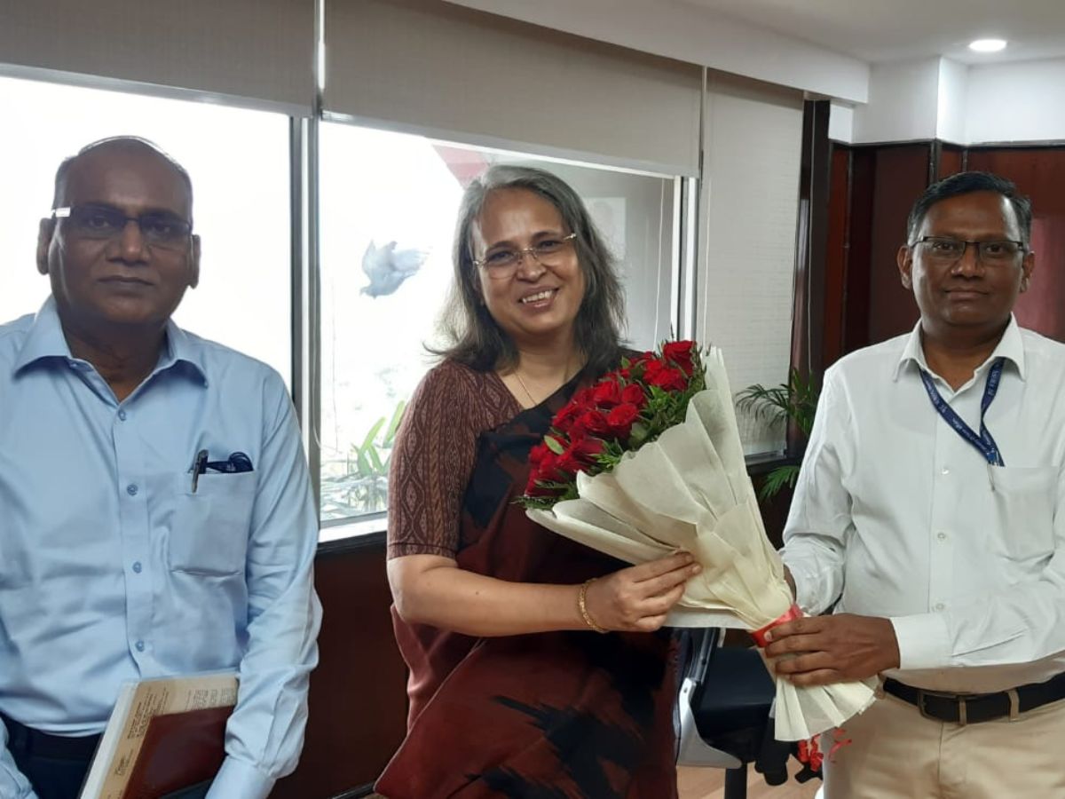 CMD, KIOCL meets SAIL Chairman Smt Soma Mondal