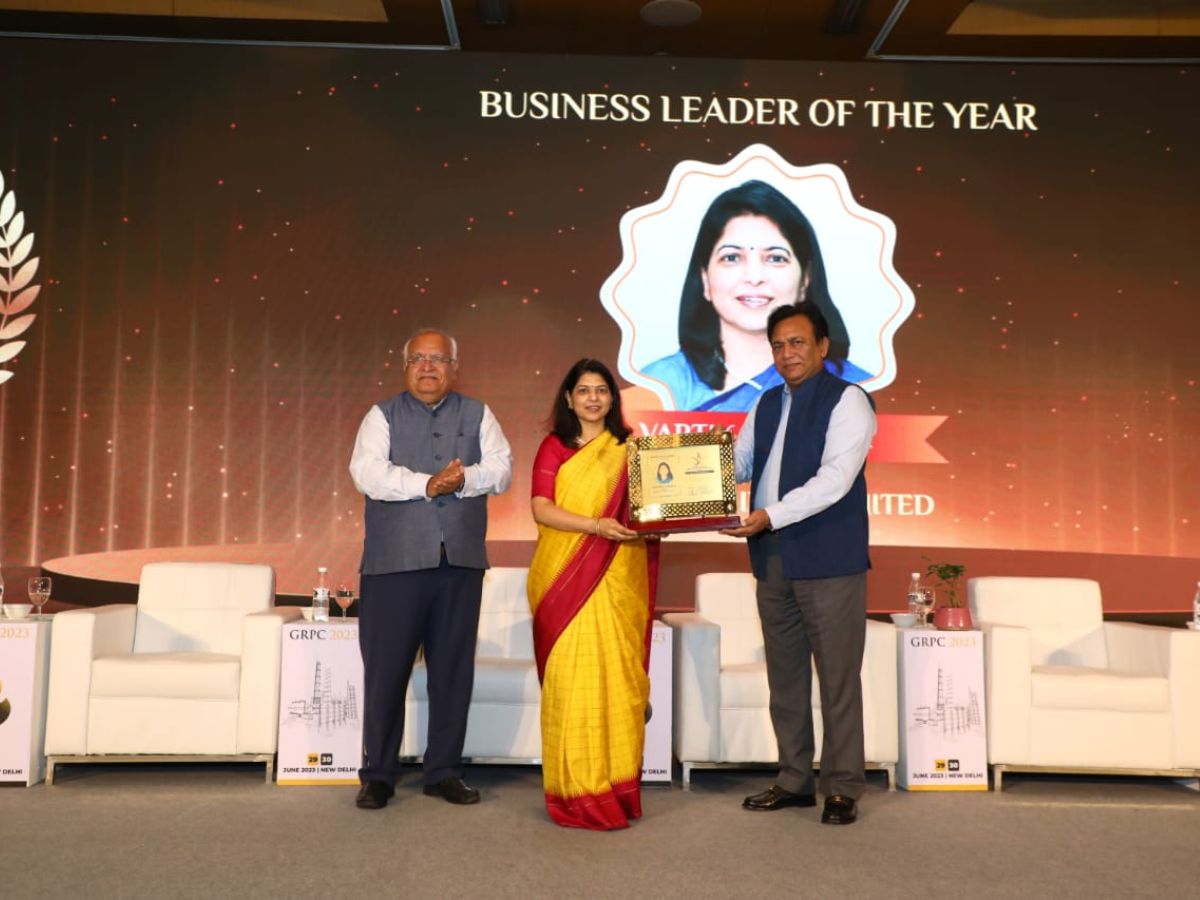 Women in Power: EIL CMD Vartika Shukla donned with Business Leader of the Year Award