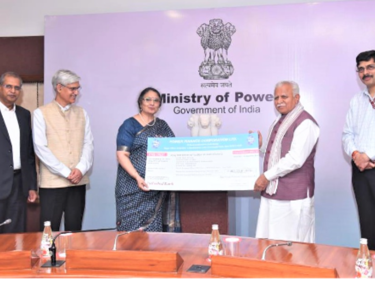 PFC pays final dividend of Rs. 462 crore to Government of India for the financial year 2023-24