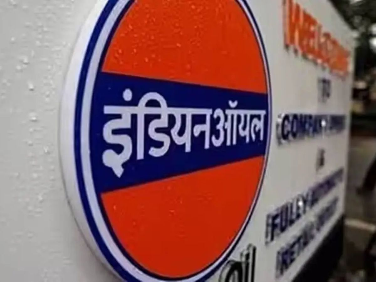 Satish Vaduguri named interim chairmen for IOC, Rajneesh Narang for HPCL